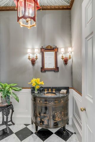 2 Water Street, Charleston, SC 29401