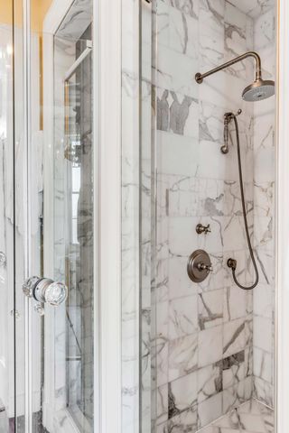 2 Water Street, Charleston, SC 29401