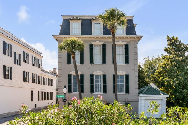 2 Water Street, Charleston, SC 29401