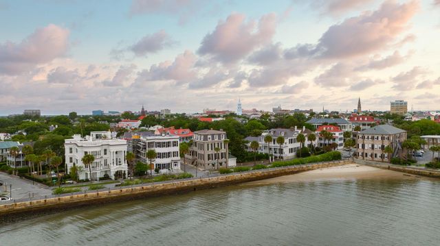 2 Water Street, Charleston, SC 29401