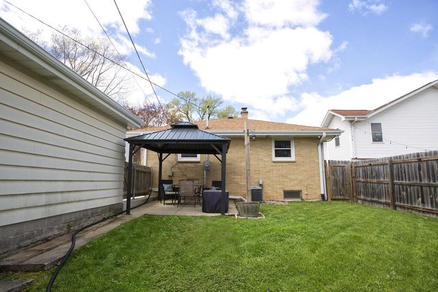 1326 122nd STREET, West Allis, WI 53214