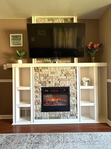1326 122nd STREET, West Allis, WI 53214