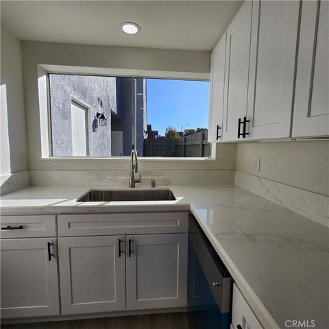 437 Reed, Port Hueneme, CA 93041