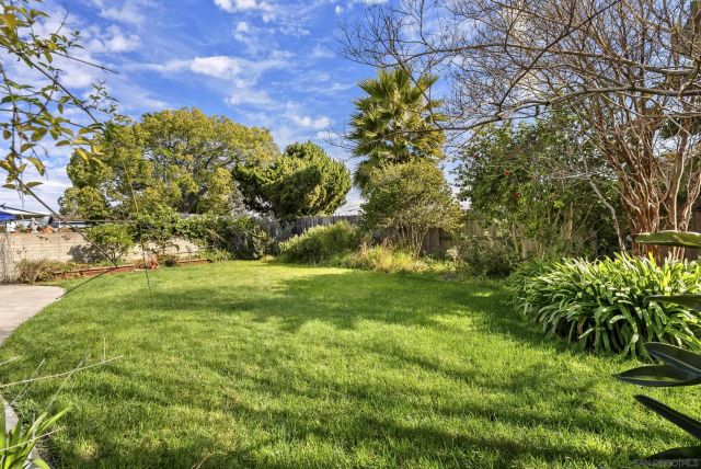 4635 Cheshire St, San Diego, CA 92117