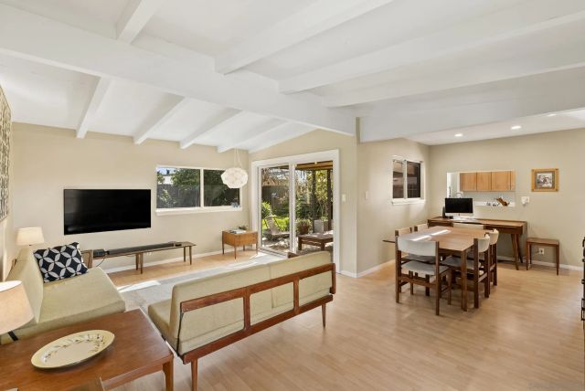 4635 Cheshire St, San Diego, CA 92117