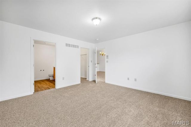 176 Carytown Lane, Florissant, MO 63034