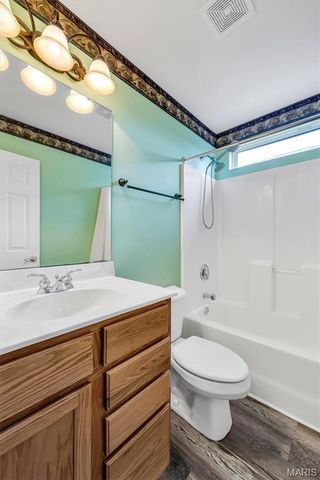 176 Carytown Lane, Florissant, MO 63034