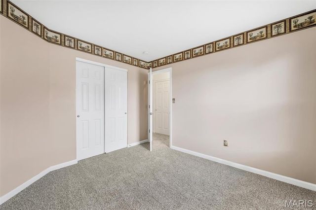 176 Carytown Lane, Florissant, MO 63034