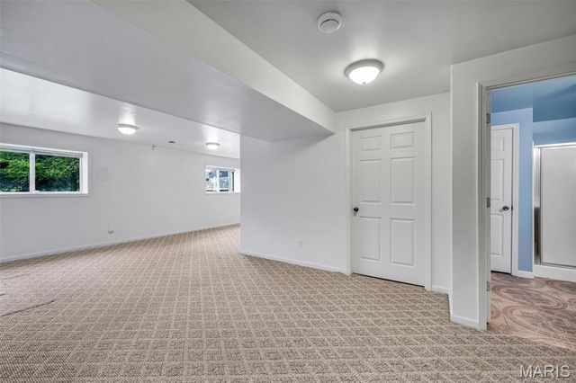 176 Carytown Lane, Florissant, MO 63034