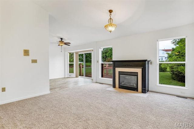 176 Carytown Lane, Florissant, MO 63034