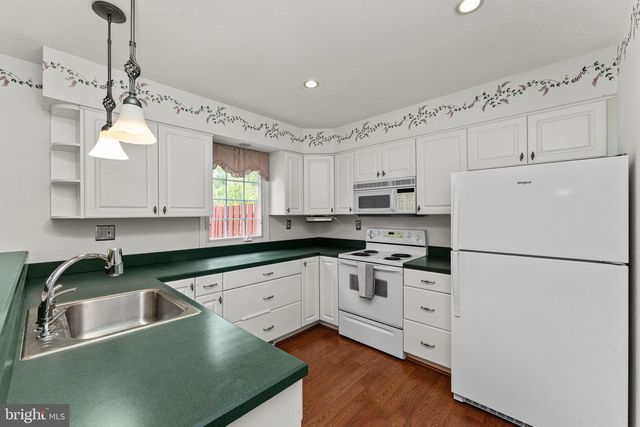 335 LEROY ST, Philadelphia, PA 19128