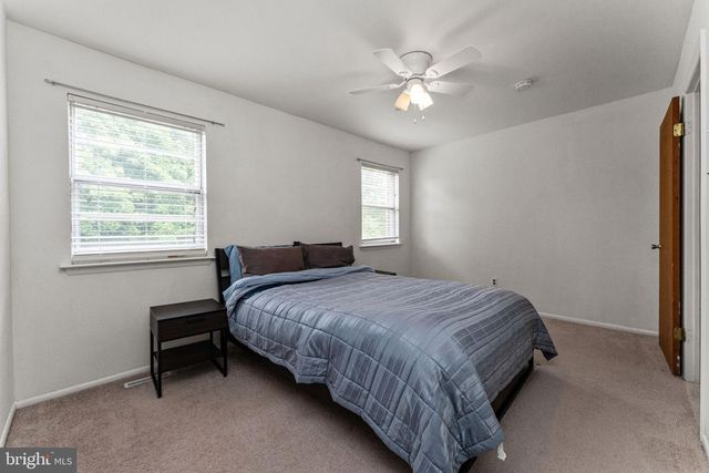 335 LEROY ST, Philadelphia, PA 19128