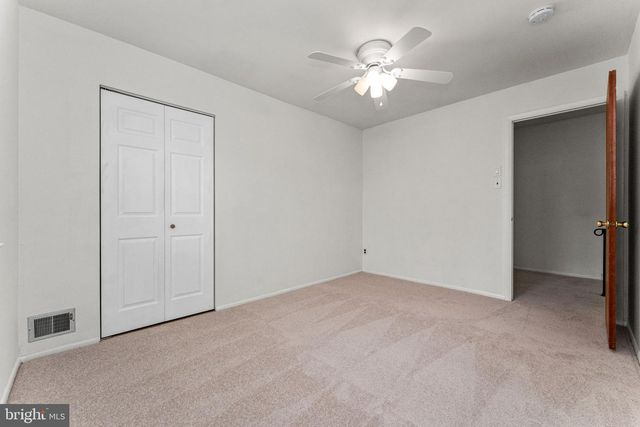 335 LEROY ST, Philadelphia, PA 19128