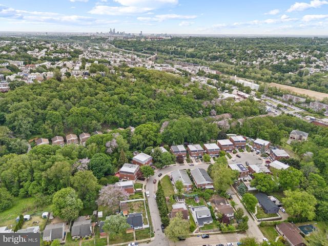335 LEROY ST, Philadelphia, PA 19128