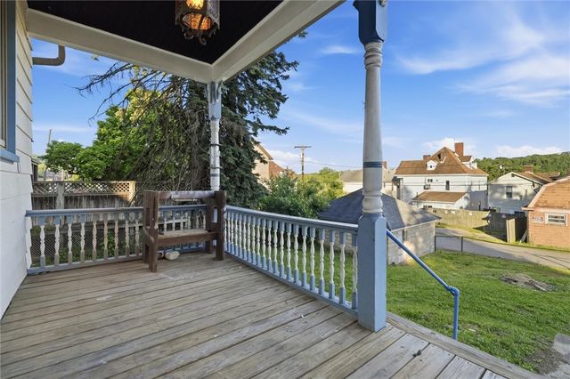 109 1st St., Dravosburg, PA 15034
