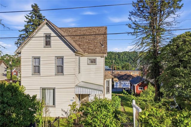 109 1st St., Dravosburg, PA 15034