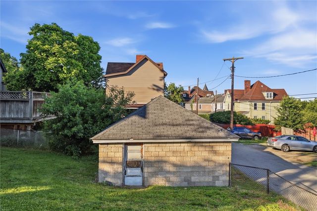 109 1st St., Dravosburg, PA 15034