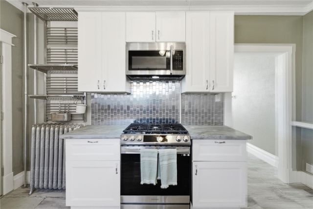 109 1st St., Dravosburg, PA 15034