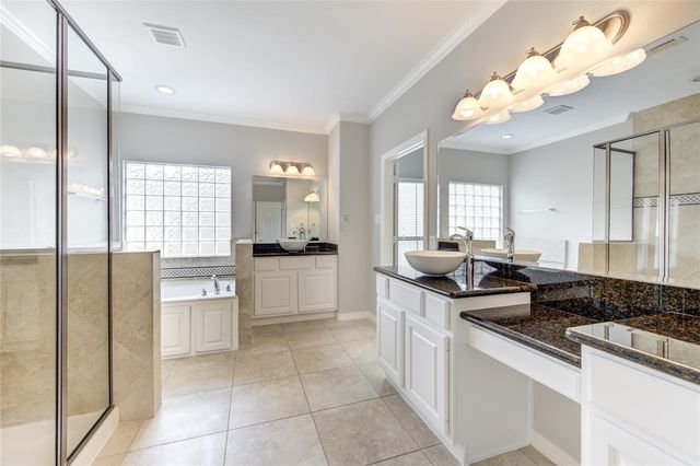 11623 Royal Oaks Crossing, Houston, TX 77082