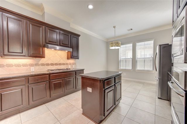 11623 Royal Oaks Crossing, Houston, TX 77082