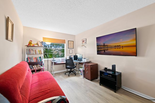 5180 E Sabal Palm Boulevard 239, Tamarac, FL 33319