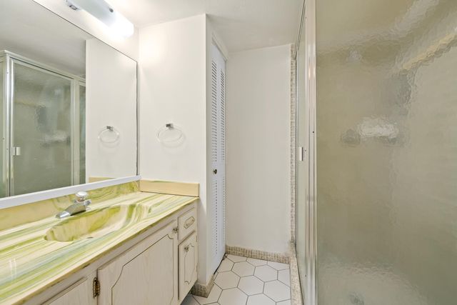 5180 E Sabal Palm Boulevard 239, Tamarac, FL 33319