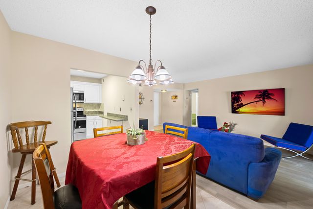 5180 E Sabal Palm Boulevard 239, Tamarac, FL 33319