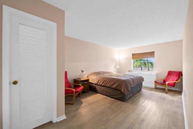 5180 E Sabal Palm Boulevard 239, Tamarac, FL 33319