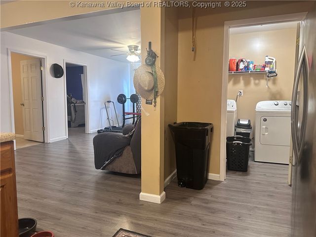 110 Surface Street, East Bank, WV 25067