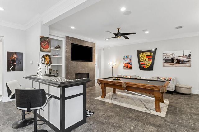 10897 Lake Forest Drive, Conroe, TX 77384