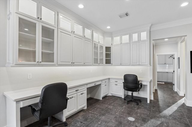 10897 Lake Forest Drive, Conroe, TX 77384