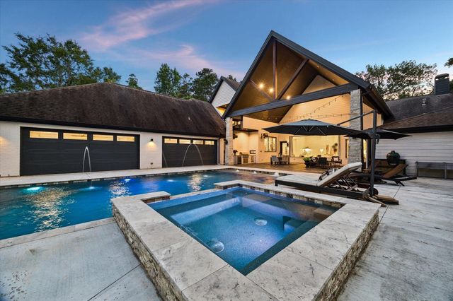 10897 Lake Forest Drive, Conroe, TX 77384