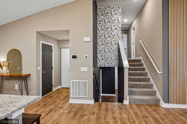 1909 Meridian Curve, Carver, MN 55315