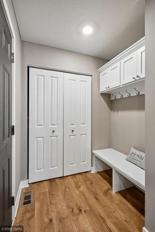 1909 Meridian Curve, Carver, MN 55315