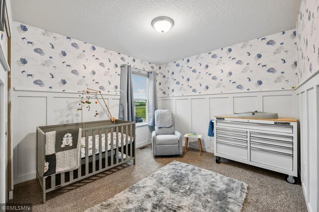 1909 Meridian Curve, Carver, MN 55315
