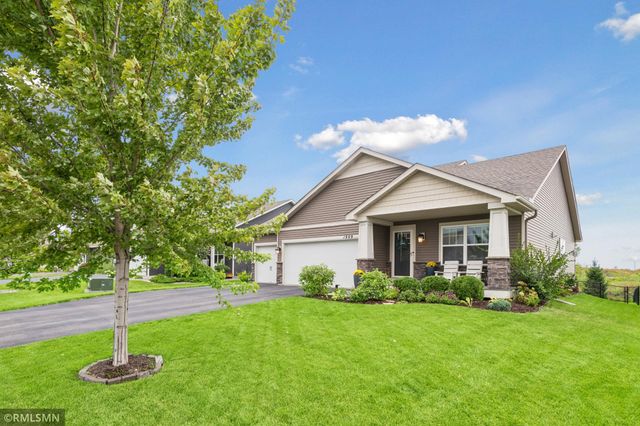 1909 Meridian Curve, Carver, MN 55315