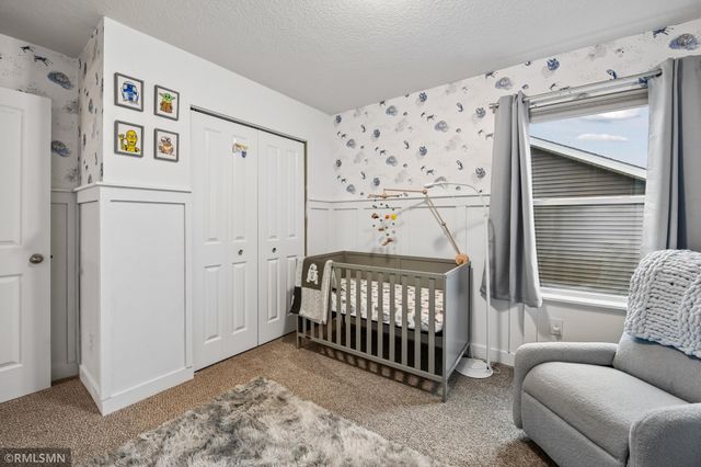 1909 Meridian Curve, Carver, MN 55315