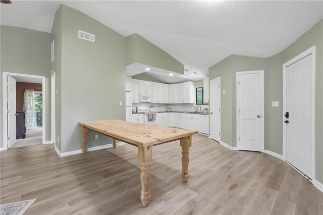 365 Kendrix Road, Buford, GA 30518