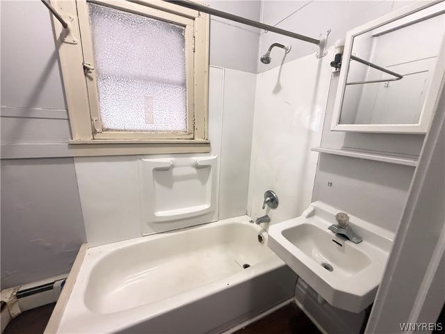 368 Spruce Avenue, Niagara Falls, NY 14301