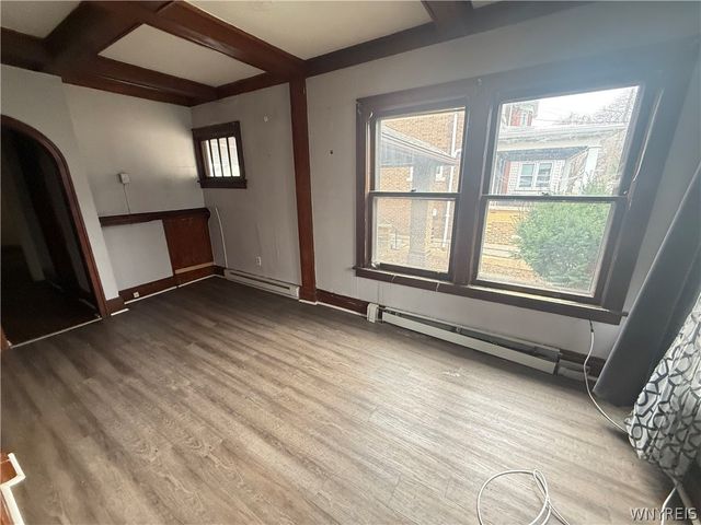 368 Spruce Avenue, Niagara Falls, NY 14301