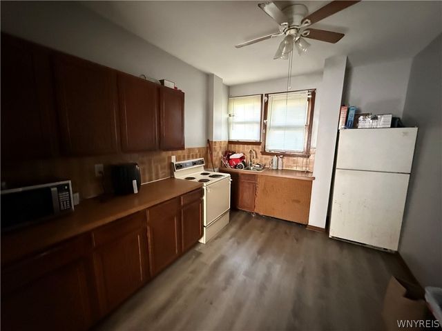368 Spruce Avenue, Niagara Falls, NY 14301