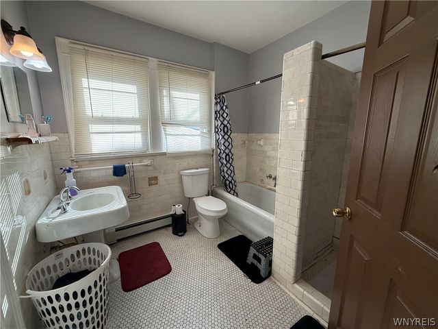 368 Spruce Avenue, Niagara Falls, NY 14301