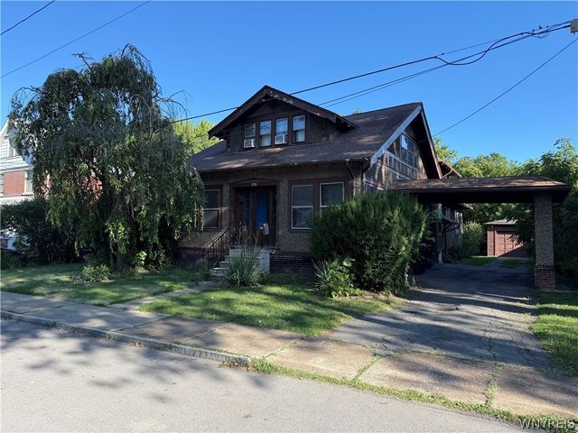 368 Spruce Avenue, Niagara Falls, NY 14301