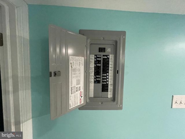 147 LEXINGTON AVE, Lansdowne, PA 19050