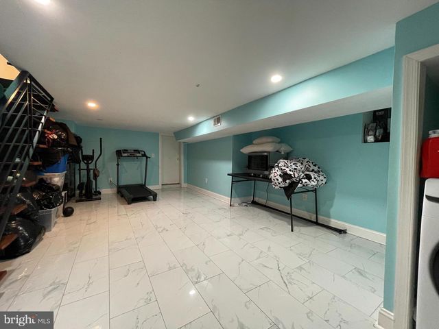 147 LEXINGTON AVE, Lansdowne, PA 19050