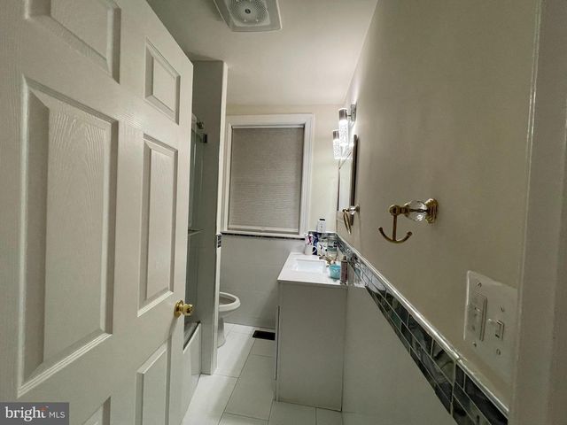 147 LEXINGTON AVE, Lansdowne, PA 19050