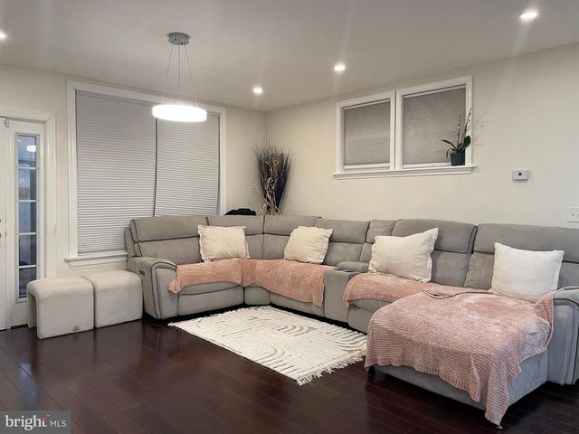 147 LEXINGTON AVE, Lansdowne, PA 19050