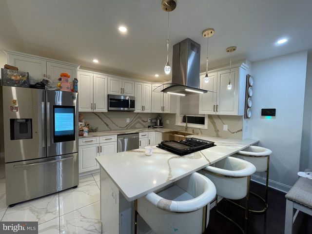 147 LEXINGTON AVE, Lansdowne, PA 19050