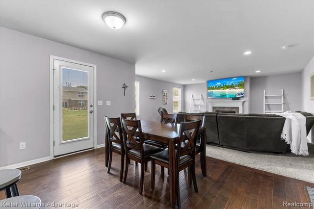 8228 Quincy Drive, Westland, MI 48185