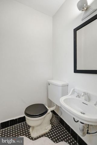 3721 MASSACHUSETTS AVE NW, Washington, DC 20016